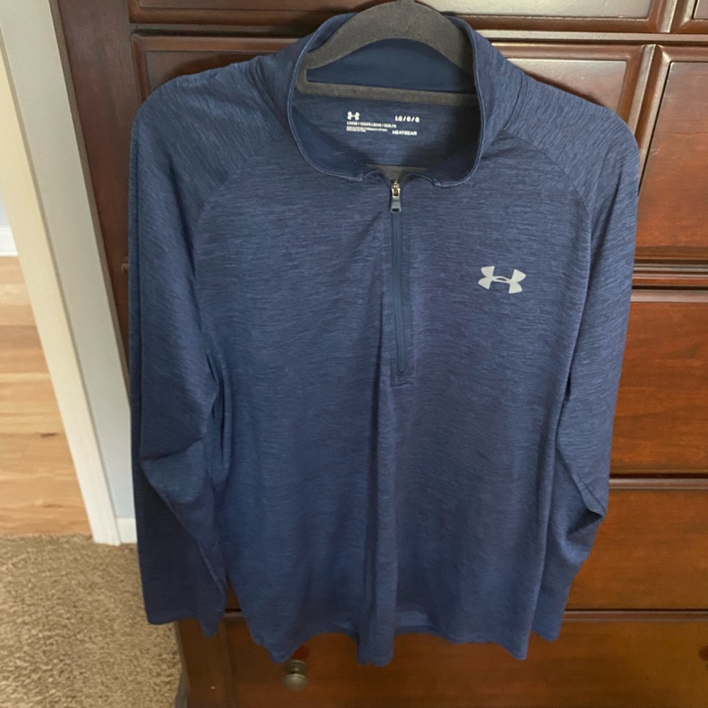 Men’s under Armour Navy Blue quarter Zip size large